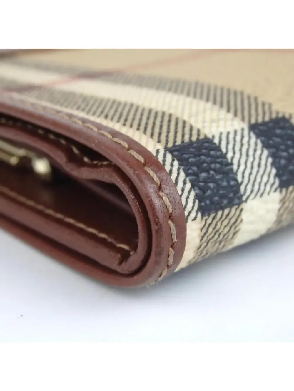 Authentic BURBERRY bifold wallet leather[Used] - Picture 5 of 14